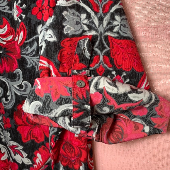 EUC Croft & Barrow Button-down Smock Style Top - Picture 6 of 8